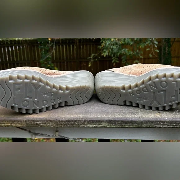 Fly London-size 40 (9-9.5) - Picture 10 of 11